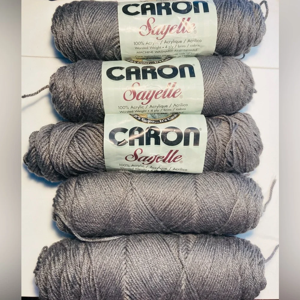 5 Skeins! Caron Sayelle Gray Yarn Bundle DK GREY 0364 color #53811 - Picture 1 of 4